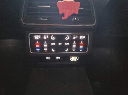 Audi - A6
