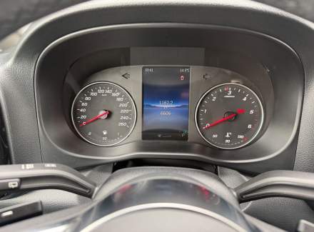 Mercedes-Benz - Vito