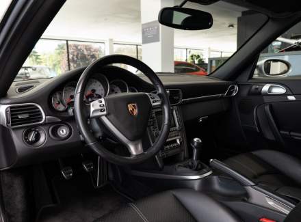 Porsche - 911