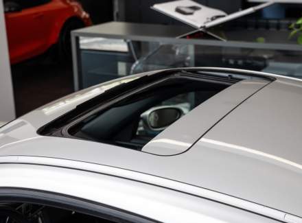 Porsche - 911