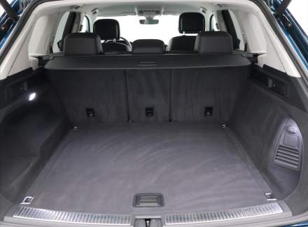 Volkswagen - Touareg