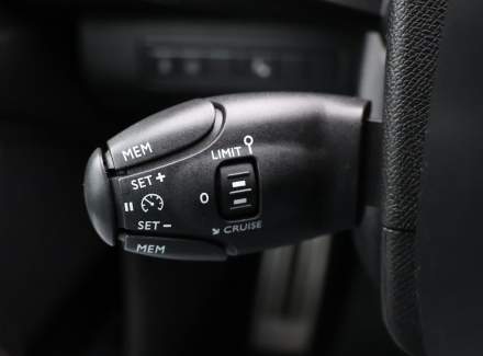 Peugeot - 308