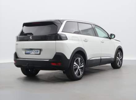 Peugeot - 5008