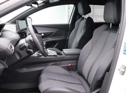 Peugeot - 5008