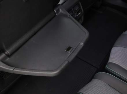 Peugeot - 5008