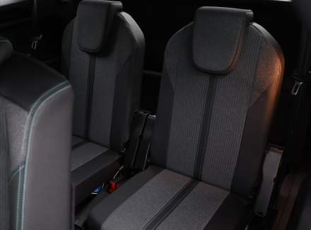 Peugeot - 5008
