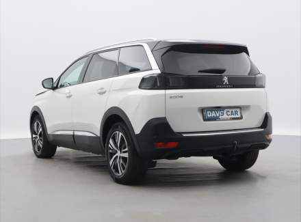Peugeot - 5008