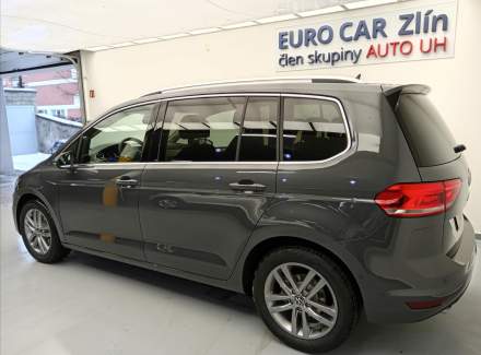Volkswagen - Touran