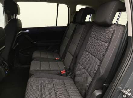 Volkswagen - Touran