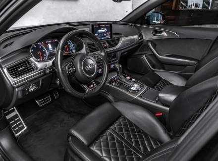 Audi - A6