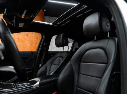 Mercedes-Benz - GLC