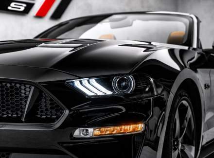 Ford - Mustang