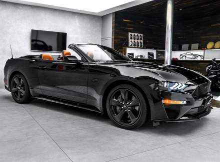 Ford - Mustang