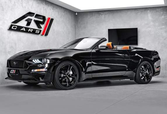 Ford - Mustang