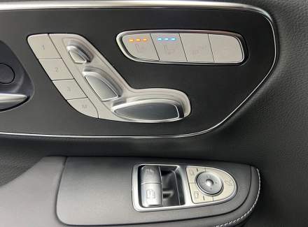 Mercedes-Benz - V-class