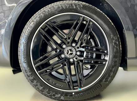 Mercedes-Benz - V-class