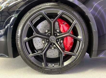 Audi - RS 6