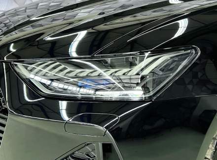 Audi - RS 6