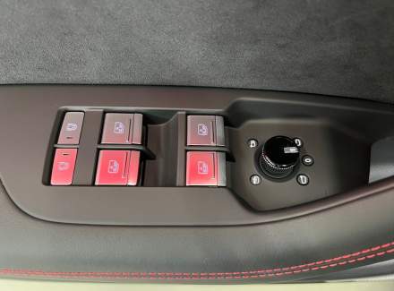 Audi - RS 6