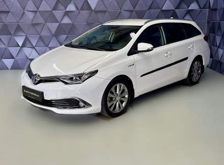 Toyota - Auris