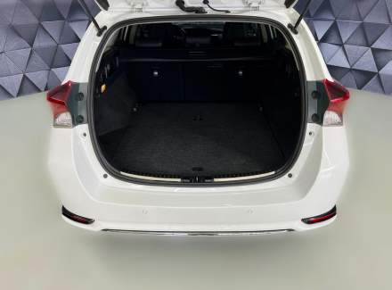Toyota - Auris