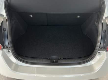 Toyota - Yaris