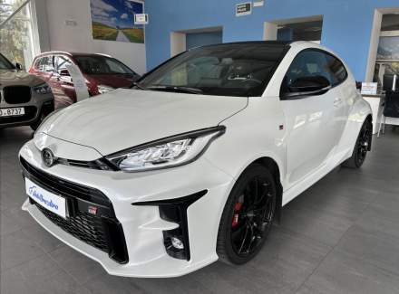 Toyota - Yaris