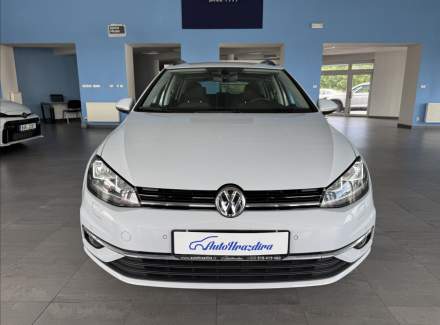 Volkswagen - Golf