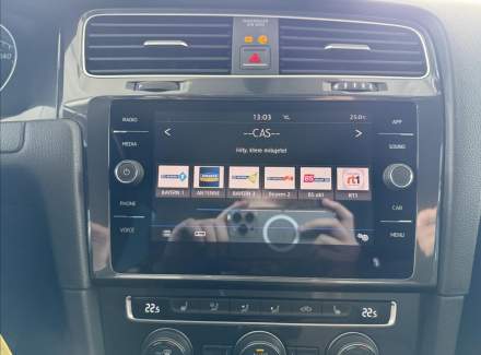 Volkswagen - Golf