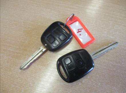 Toyota - RAV 4