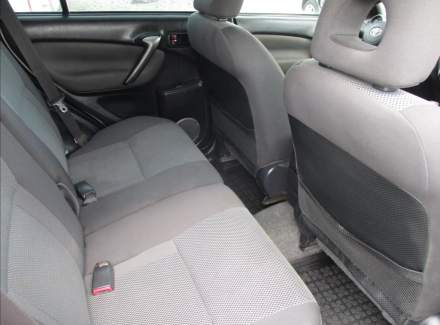 Toyota - RAV 4