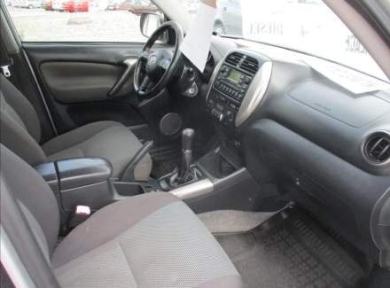Toyota - RAV 4
