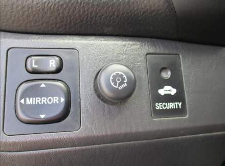 Toyota - RAV 4