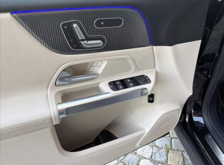 Mercedes-Benz - GLB