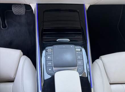 Mercedes-Benz - GLB
