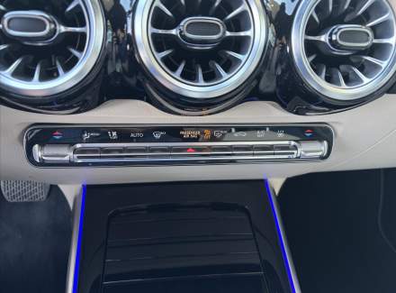 Mercedes-Benz - GLB