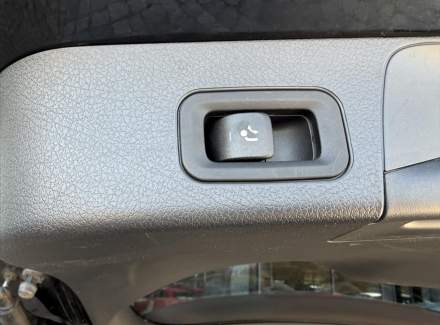 Mercedes-Benz - GLB