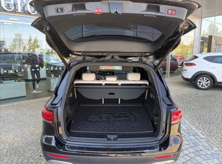 Mercedes-Benz - GLB
