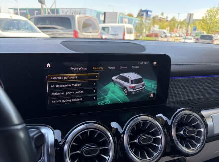 Mercedes-Benz - GLB