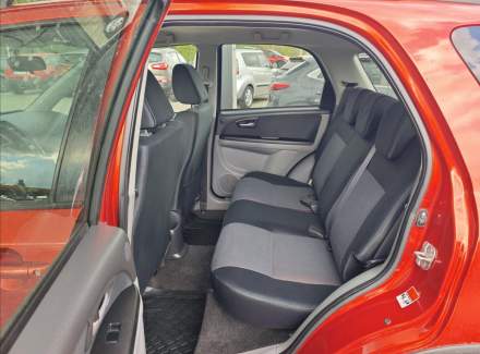 Suzuki - SX4
