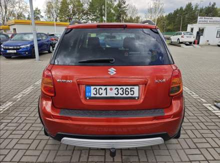 Suzuki - SX4