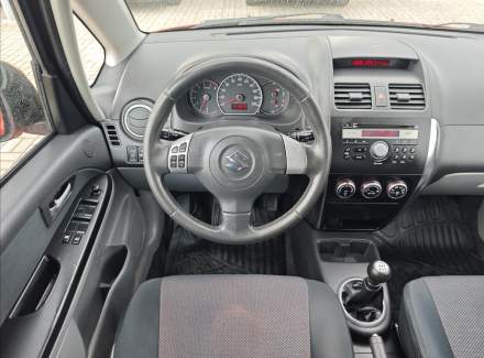 Suzuki - SX4