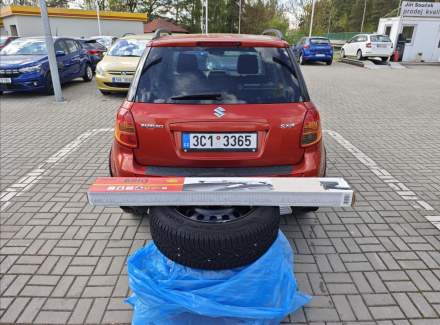 Suzuki - SX4