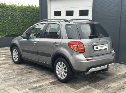 Suzuki - SX4