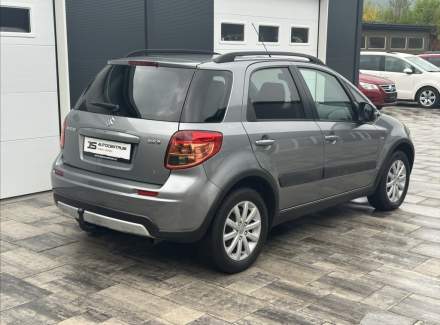 Suzuki - SX4