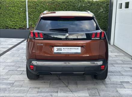 Peugeot - 3008