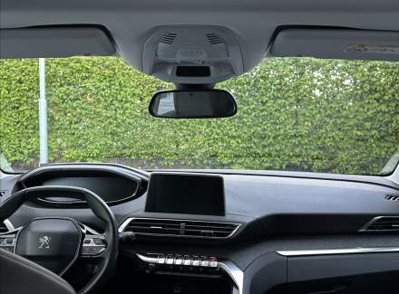 Peugeot - 3008