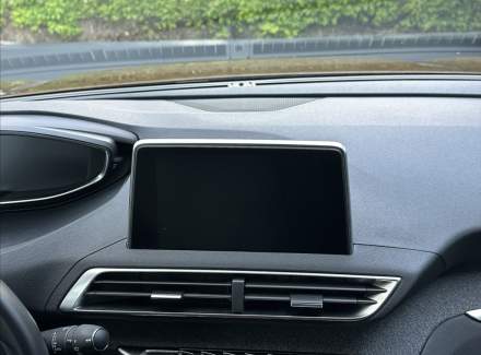 Peugeot - 3008
