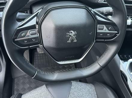 Peugeot - 3008