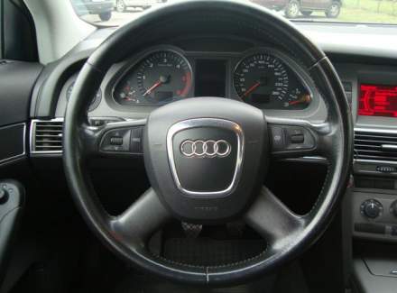 Audi - A6